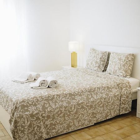 Apartamento Host Wise - Sweet & Sunny Flat - Ace Location Quarteira Exterior foto
