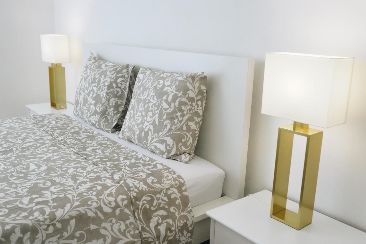 Apartamento Host Wise - Sweet & Sunny Flat - Ace Location Quarteira Exterior foto