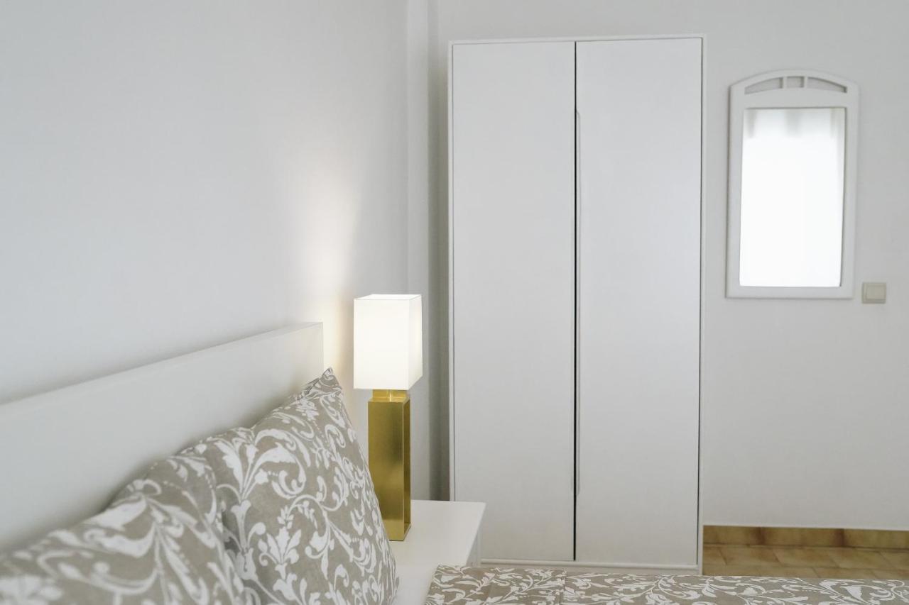 Apartamento Host Wise - Sweet & Sunny Flat - Ace Location Quarteira Exterior foto