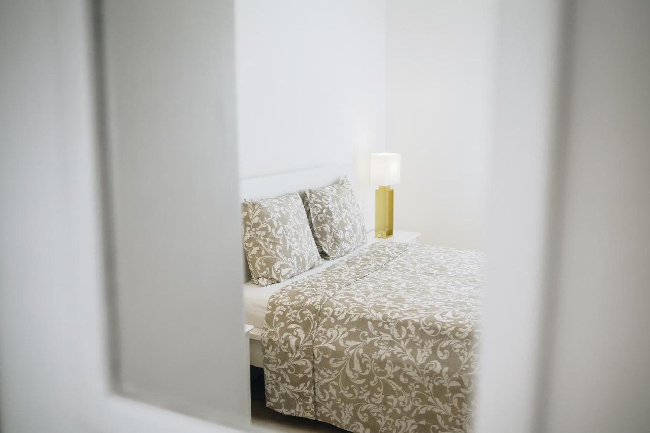 Apartamento Host Wise - Sweet & Sunny Flat - Ace Location Quarteira Exterior foto
