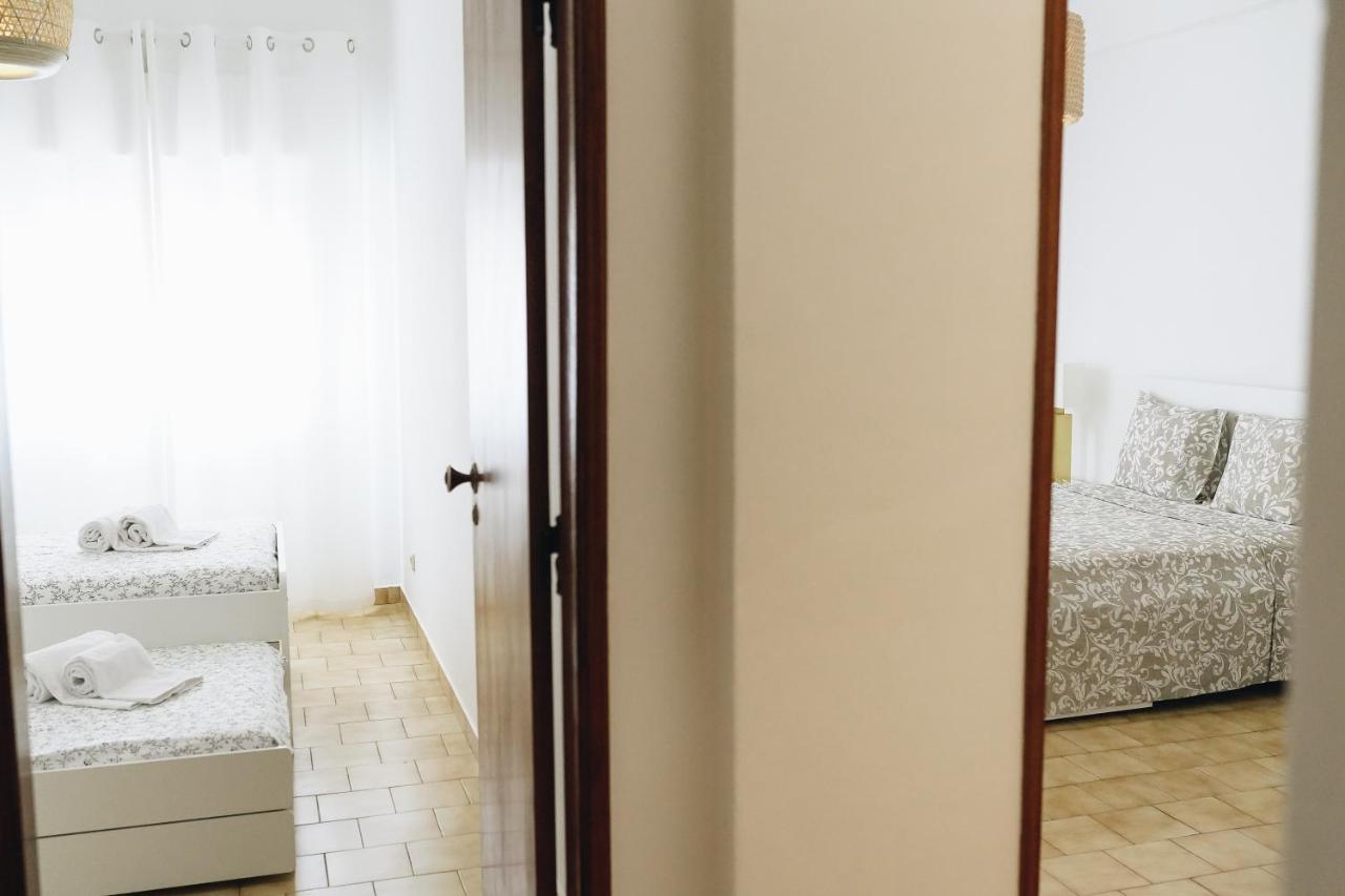 Apartamento Host Wise - Sweet & Sunny Flat - Ace Location Quarteira Exterior foto